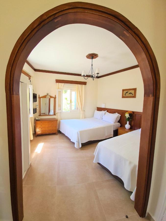 Kastro Hotel Spetses Town Chambre photo